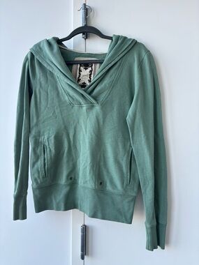 2000s Old Navy Sage Green Hooded Pullover